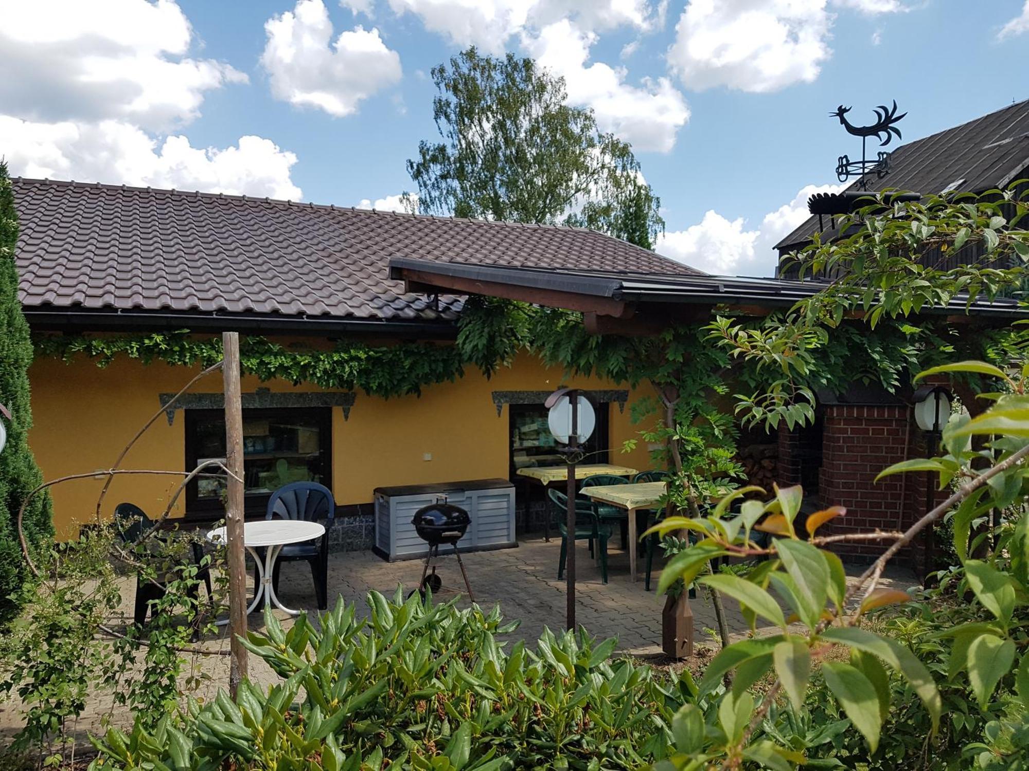 Gemuetliche Ferienwohnung Im Schoenen Erzgebirge - Wohnung Fruehling 艾本施托克 外观 照片